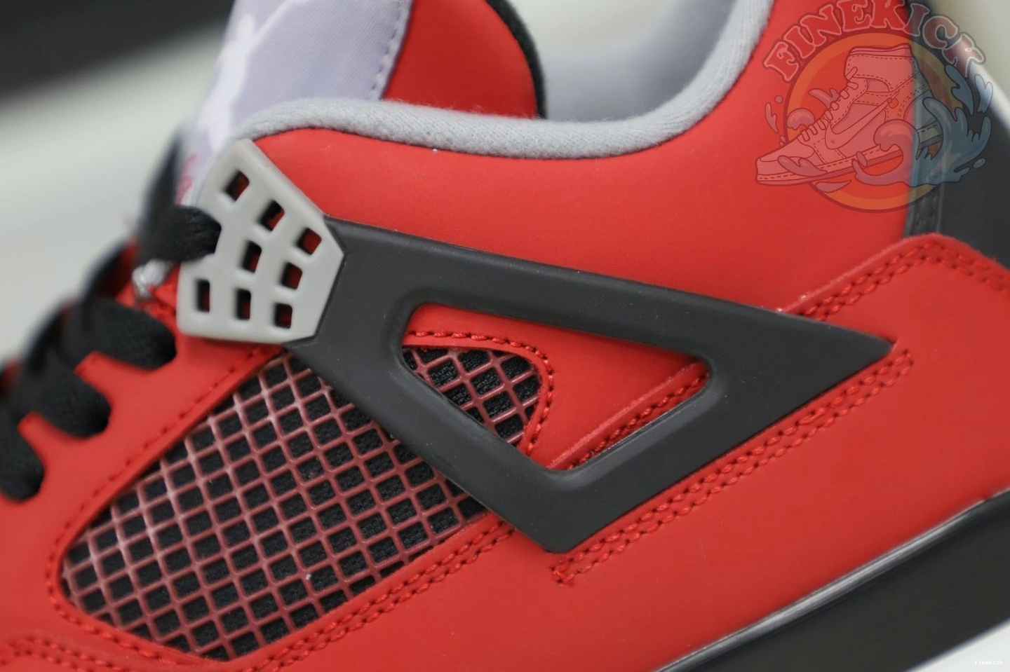 Bravo Jordan Jordan4 Air RetroToro 1108